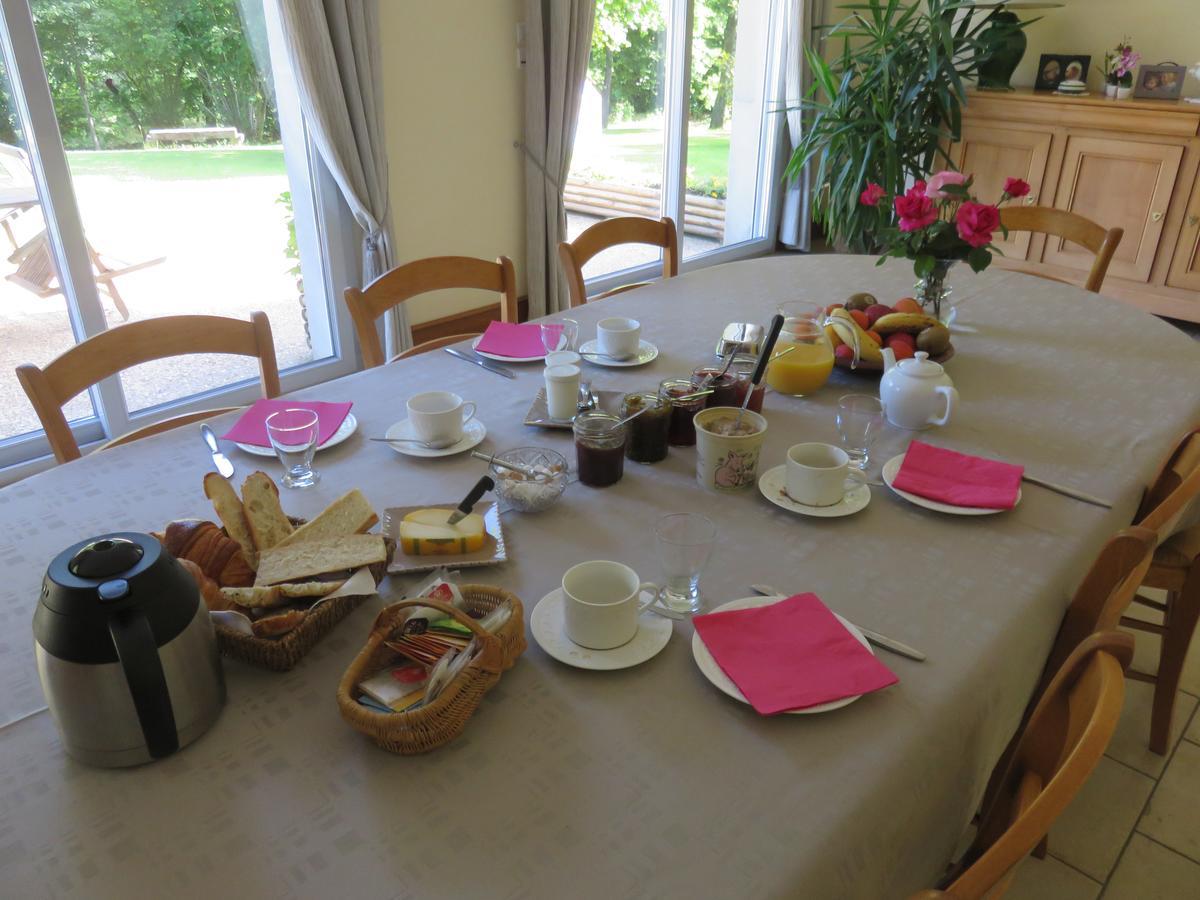 Bed and Breakfast Les Quatre Saisons Moitron-sur-Sarthe Экстерьер фото